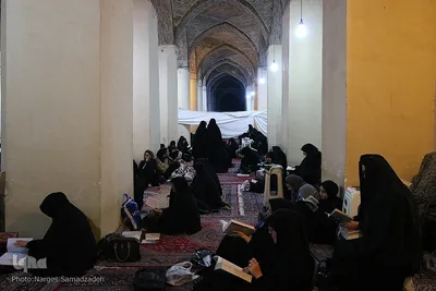 احیای شب نوزدهم ماه رمضان در مسجد جامع اصفهان 