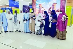জেদ্দায় প্রথম বিদেশি ওমরাহযাত্রীদের ফুলেল শুভেচ্ছা