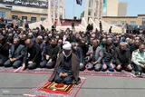 اقامه نماز ظهر عاشورا در زنجان