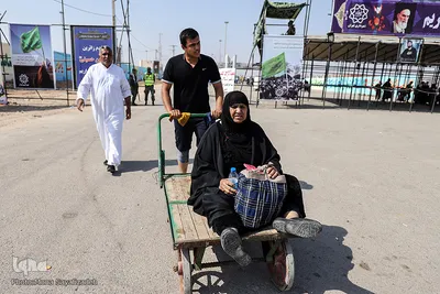 زائران و موکب‌داران در پایانه مرزی چذابه