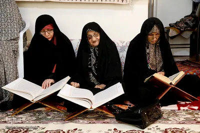 مراسم جز خوانی قرآن کریم توسط بانوان در قزوین