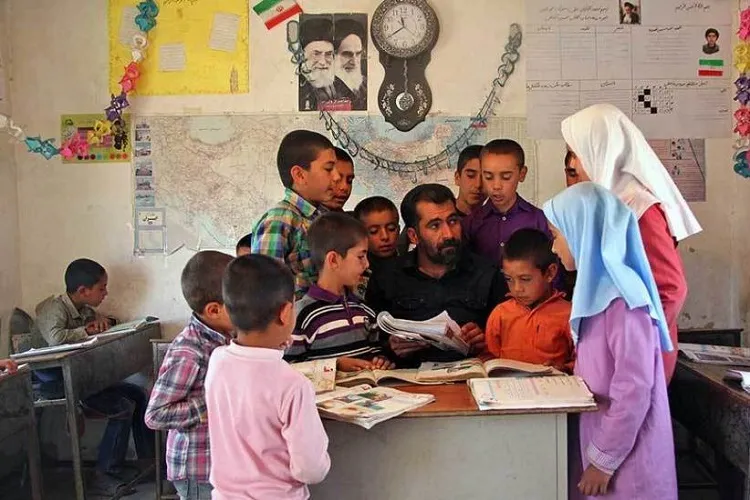سربازمعلمان؛ مدافعان گمنام عرصه تعلیم و تربیت