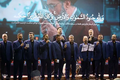 محفل انس با قرآن به منظور بزرگداشت رهبر شهید