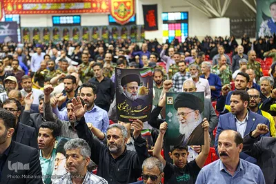 سوگواره هفتمین روز شهادت رئیس‌جمهور در اصفهان