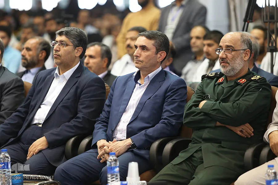 مادامی كه انقلاب پايدار ايستاده است هجوم عليه اين سرزمين ادامه دارد