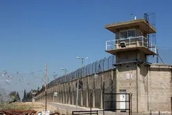 Ten Palestinian Prisoners Still on Hunger Strike against ‘Administrative Detention’