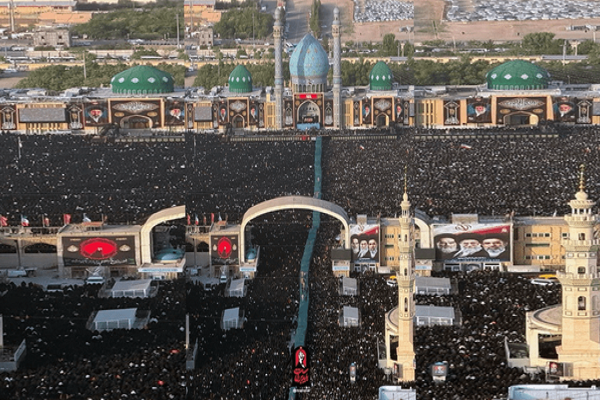 تشییع رهبر شهیددر قم حماسه آفرید
