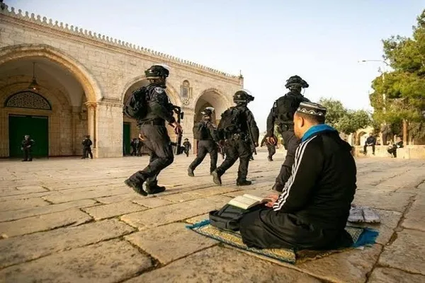 از واکنش حماس به ممانعت از اعتکاف نمازگزاران در الأقصی تا تأیید نسل‌کشی اسرائیل در فلسطین