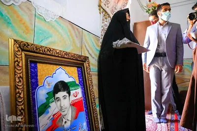 دیدار نماینده ولی فقیه در خراسان‌جنوبی با خانواده شهید عبادی