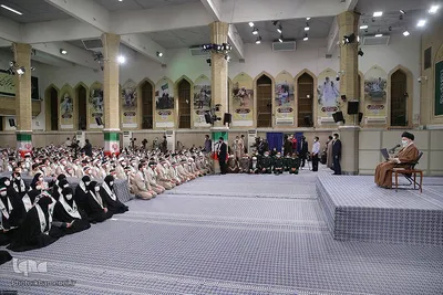 دیدار صدها تن از بسیجیان با رهبر معظم انقلاب اسلامی