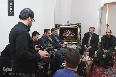 دیدار خانواده قرآنی با خانواده شهیدان غیاثوند قیصری 