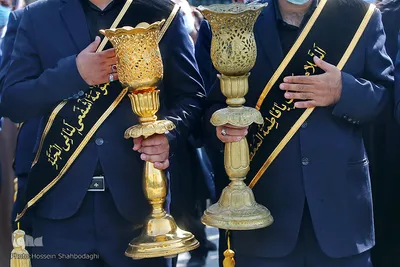 Trauerprozession für Imam Rida (a.s.) durch die heilige Stadt Qom