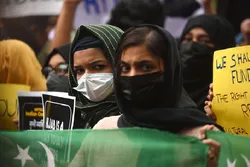 Indien: Schulschliessungen nach Protesten gegen Kopftuch-Verbot