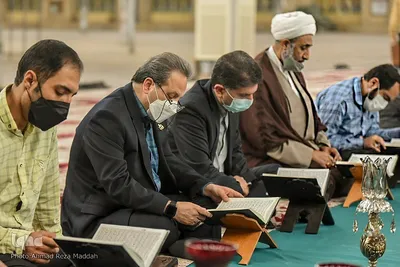 محفل آسمانی قرائت و تفسیر قرآن کریم در مسجد جامع شهدا