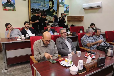 نشست فرمانده سپاه عاشورا با اصحاب رسانه‎