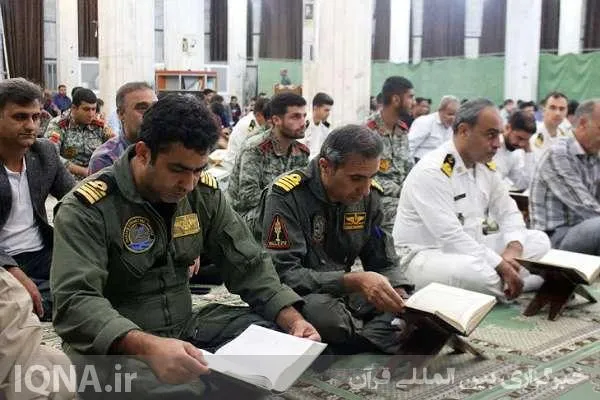 محفل تدبر در قرآن به میزبانی نداجا بوشهر برگزار شد + عکس
