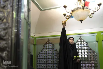 غبارروبی آستان امام زاده حسن(ع) با حضور اصحاب رسانه