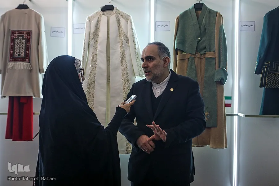 تبلیغ مد و لباس ایرانی به کمک هوش مصنوعی