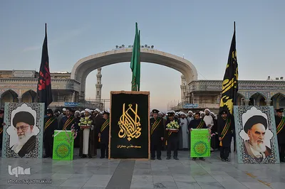 تجدید بیعت طلاب با صاحب الزمان(عج) در مسجد جمکران