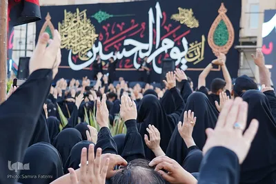 میدان امام حسین (ع) اصفهان؛ میعادگاه عاشقان حسین (ع) در عصر عاشورا