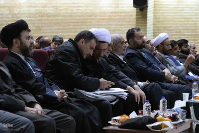 نشست جبهه علمی و فرهنگی اساتید بسیجی در دانشگاه تبریز