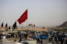 زائران پیاده امام رضا(ع)