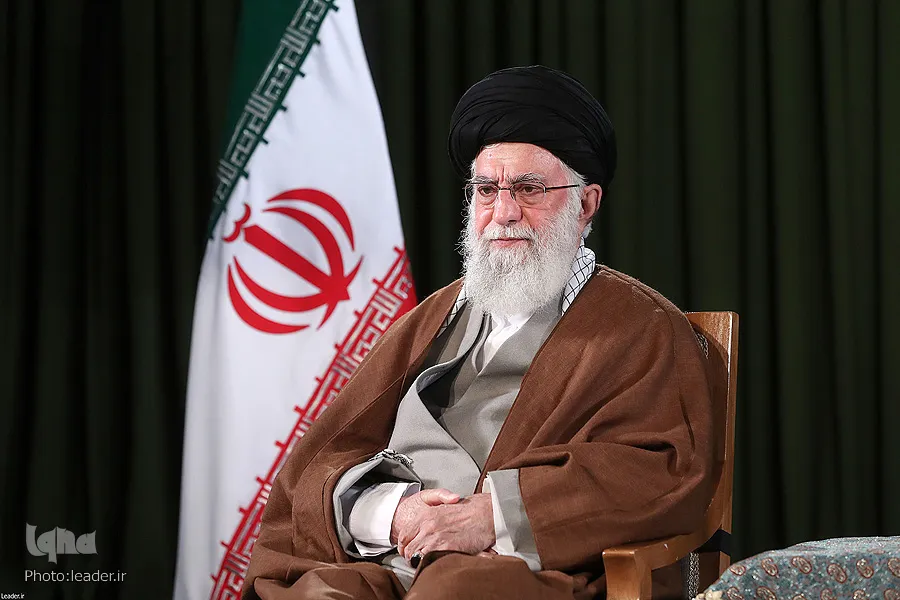 رهبر انقلاب با ملت ایران گفت‌وگو می‌کند