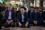 ⁨عطر افشانی و گلباران مزار شهدا در اصفهان⁩