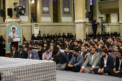 دیدار جمعی از دانشجویان و نمایندگان تشکل‌های دانشجویی با رهبر انقلاب