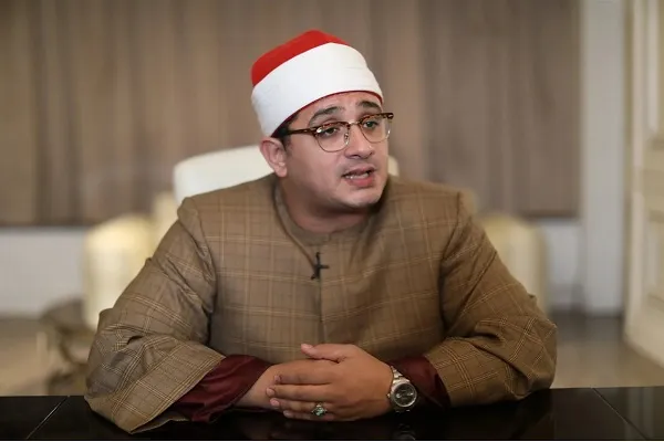 محمود الشحات أنور: قرأت القرآن في طفولتي أمام شيخين للأزهر + فيديو