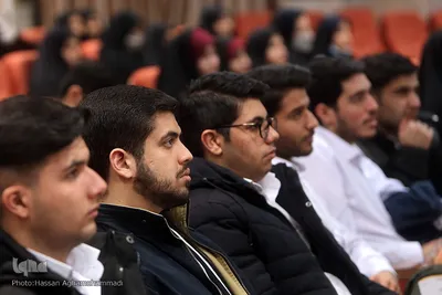 محفل انس با قرآن کریم در دانشگاه فرهنگیان