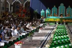 Koranlesung findet täglich im Heiligen Schrein von Imam Hussein (as.) statt