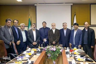 بازدید علی‌اکبر صالحی، معاون رئیس‌جمهور و رئیس سازمان انرژی اتمی کشور از ایکنا