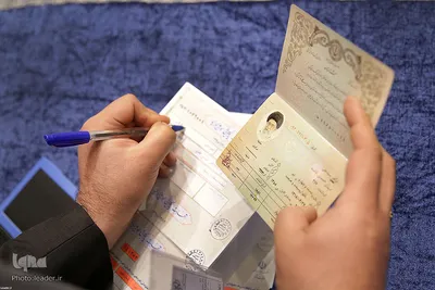 حضور رهبر معظم انقلاب در پای صندوق رأی
