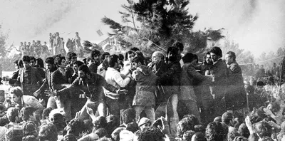روزشمار انقلاب؛ امام خمینی(ره) از پاریس تا تهران