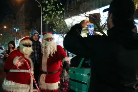 حال‌ و هوای کریسمس در تهران