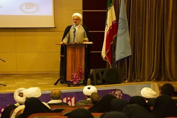 شهید روحانی حرم رضوی مظهر ایثار و تبلیغ در ماه رمضان است