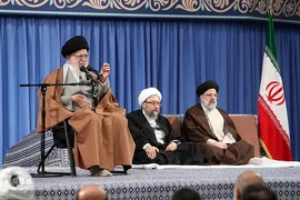 دیدار مسئولان نظام و سفرای کشورهای اسلامی با رهبر انقلاب