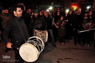 آيين سنتی "شام غريبان اسراي دشت کربلا" در کاشمر
