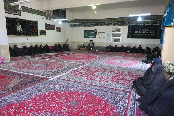 دیدار فعالان قرآنی بجنورد با آیت‌الله حسینی خراسان