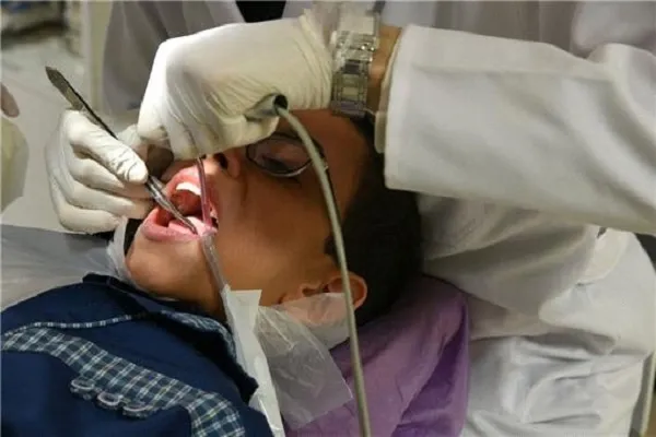 حضور دندانپزشکان جهادگر در مناطق محروم خنداب