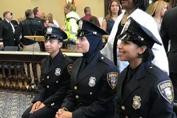 Etats-Unis :  la première femme officier de police voilée de Paterson