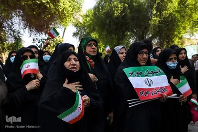 تشییع شهید گمنام با حضور دانش‌آموزان در اهواز
