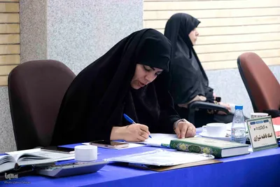 اعضای هیئت داوران بخش بانوان مرحله نهایی چهل و هفتمین دوره مسابقات سراسری قرآن‎