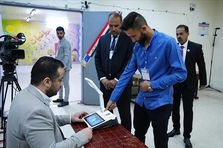 Irak'ta genel seçim: Oy verme işlemi başladı