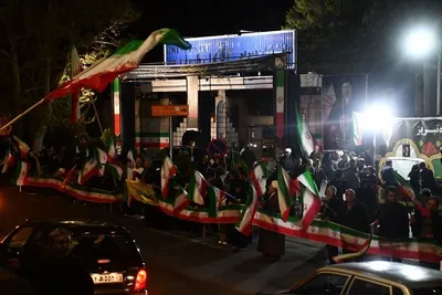 اجتماع دانشگاهیان دانشگاه تبریز در حمایت از آرمان‌های انقلاب