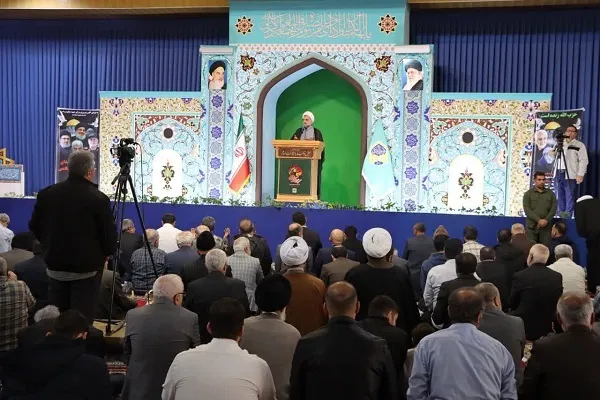 نماز جمعه ساری به امامت حجت الاسلام محمدرضا نصوری، امام جمعه موقت ساری در مصلی امام خمینی (ره)