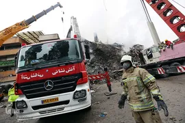 سومین روز از عملیات آوار برداری ساختمان پلاسکو