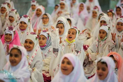 جشن تکلیف دختران دانش‌آموز در حرم مطهر شاهچراغ(ع)