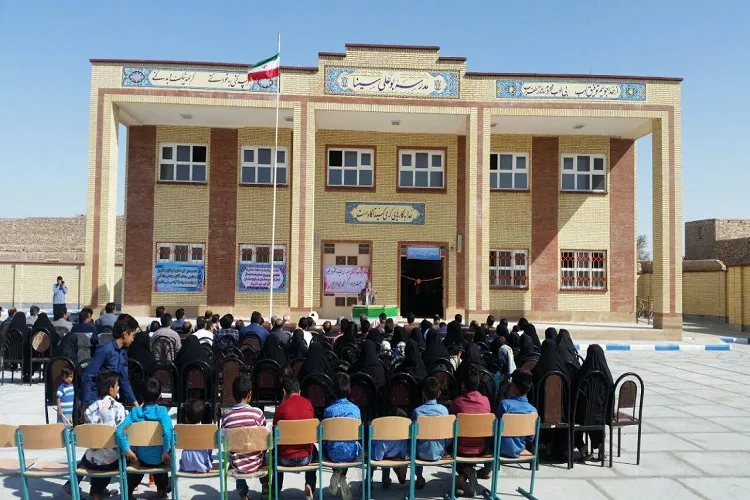 ساخت ۹۰۰ کلاس درس از سوی خیرین مدرسه‌ساز کرمانشاهی